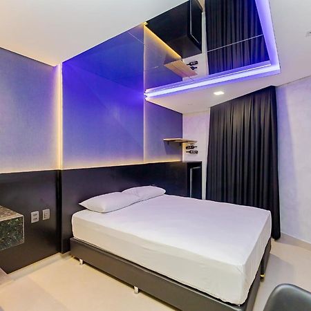 Drops Express Motel กูรีตีบา ภายนอก รูปภาพ