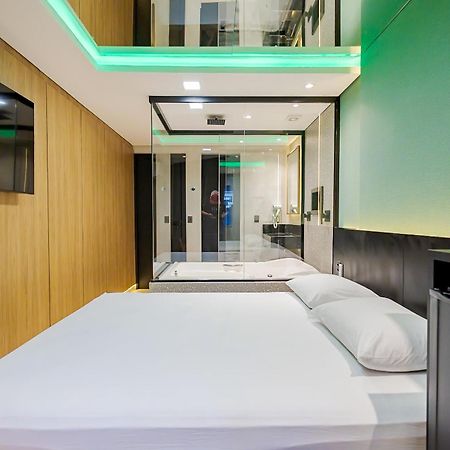 Drops Express Motel กูรีตีบา ภายนอก รูปภาพ